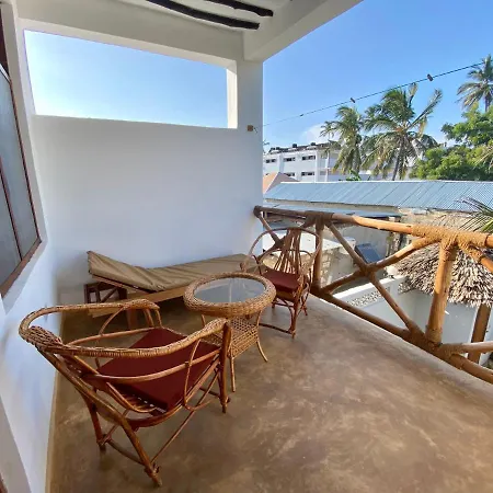 Zuzanu House Bed & Breakfast Nungwi Exterior photo