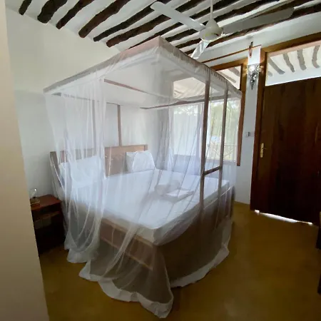 Zuzanu House Bed & Breakfast Nungwi Exterior photo