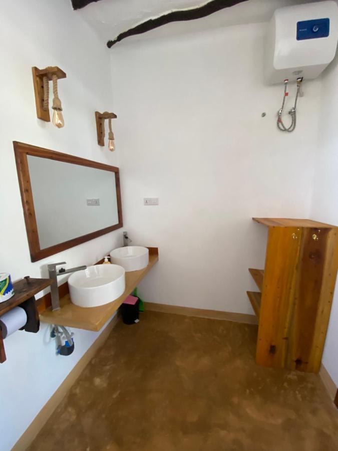Zuzanu House Nocleg ze śniadaniem Nungwi